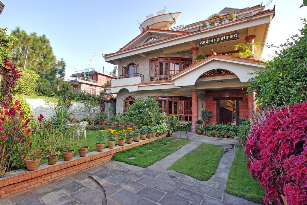 Vardan Resort N' Apartment Pokhara Exterior photo