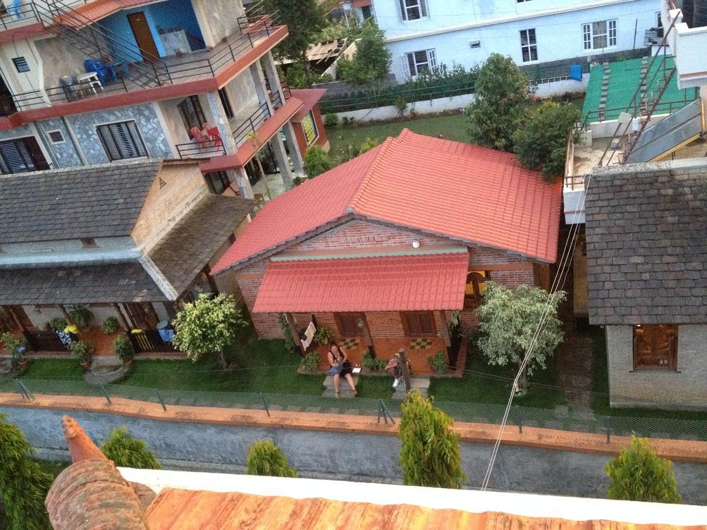 Vardan Resort N' Apartment Pokhara Exterior photo