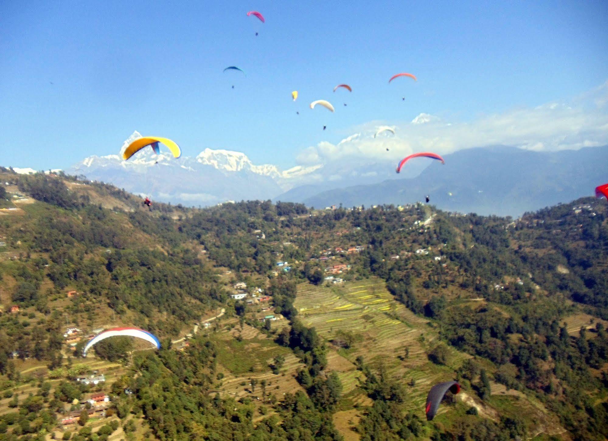 Vardan Resort N' Apartment Pokhara Exterior photo